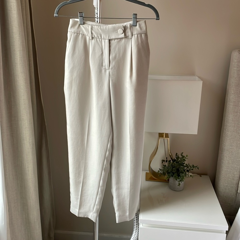 Express Cream Pleated Trouser